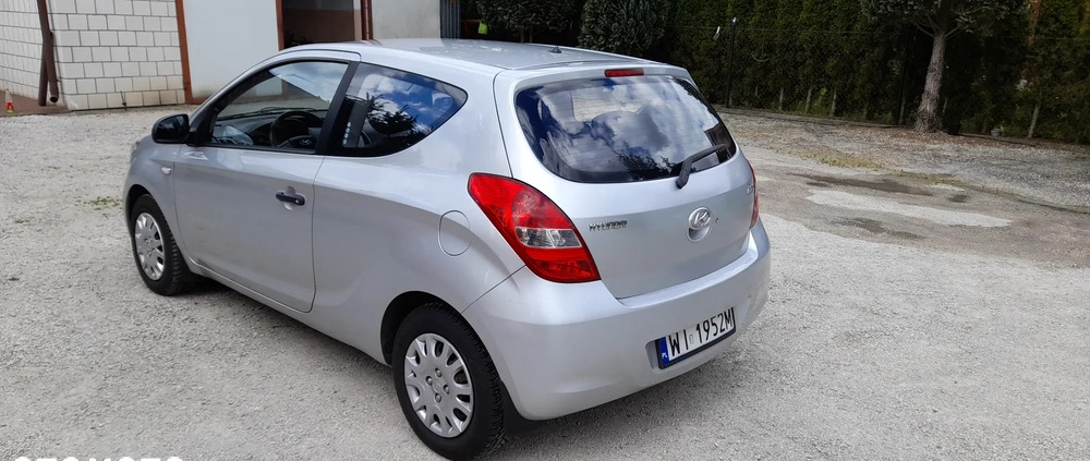 Hyundai i20 cena 11500 przebieg: 290000, rok produkcji 2009 z Oleszyce małe 211